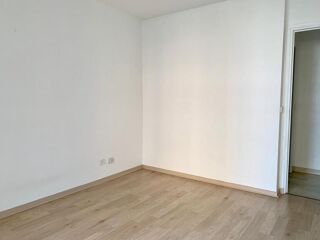  Appartement à louer 2 pièces 55 m²