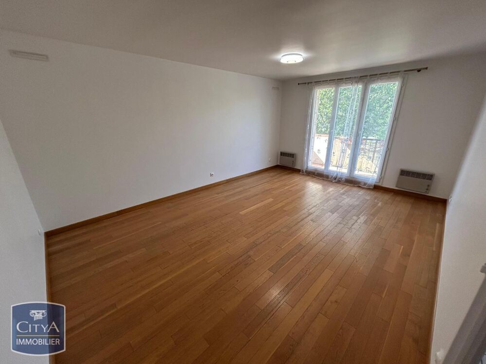 À LOUER : Appartement T3 situé à Voisins-le-Bretonneux, ....