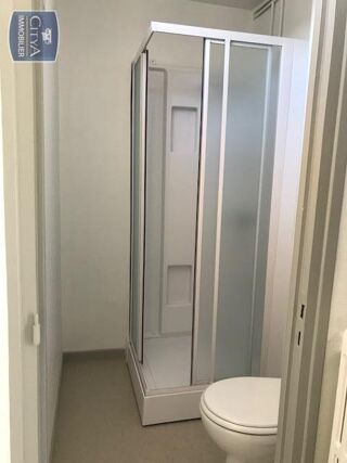  Appartement à louer 1 pièce 28 m²