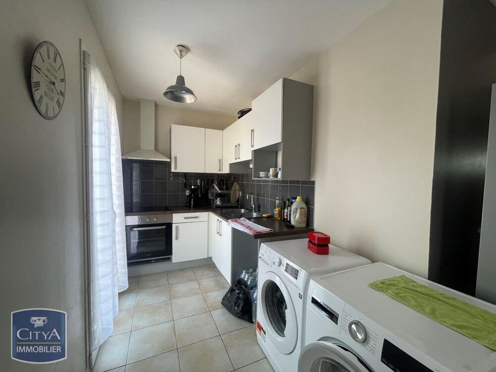 location Villa - 4 pièce(s) - 80 m² Cers (34420)
