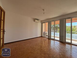  Appartement à louer 3 pièces 65 m²