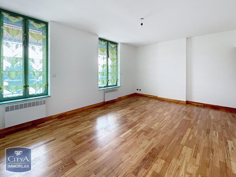 À LOUER : Appartement T5 situé à Maubeuge, dans le dépar....