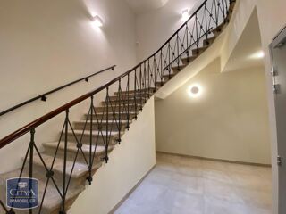  Appartement à louer 1 pièce 33 m²