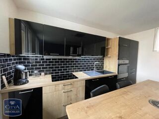location Appartement - 3 pièce(s) - 47 m² Le Mans (72000)