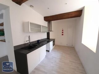  Appartement à louer 4 pièces 82 m²