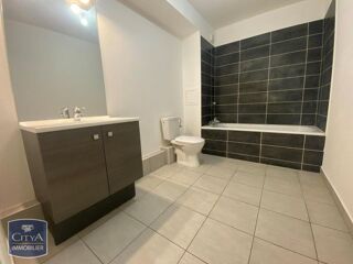  Appartement à louer 2 pièces 45 m²