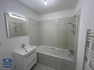  Appartement � louer 3 pi�ces 79 m�