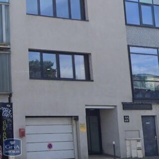  Parking / Garage à louer 