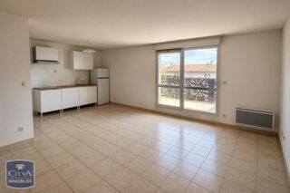  Appartement à louer 1 pièce 33 m²