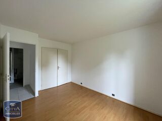  Appartement à louer 3 pièces 64 m²