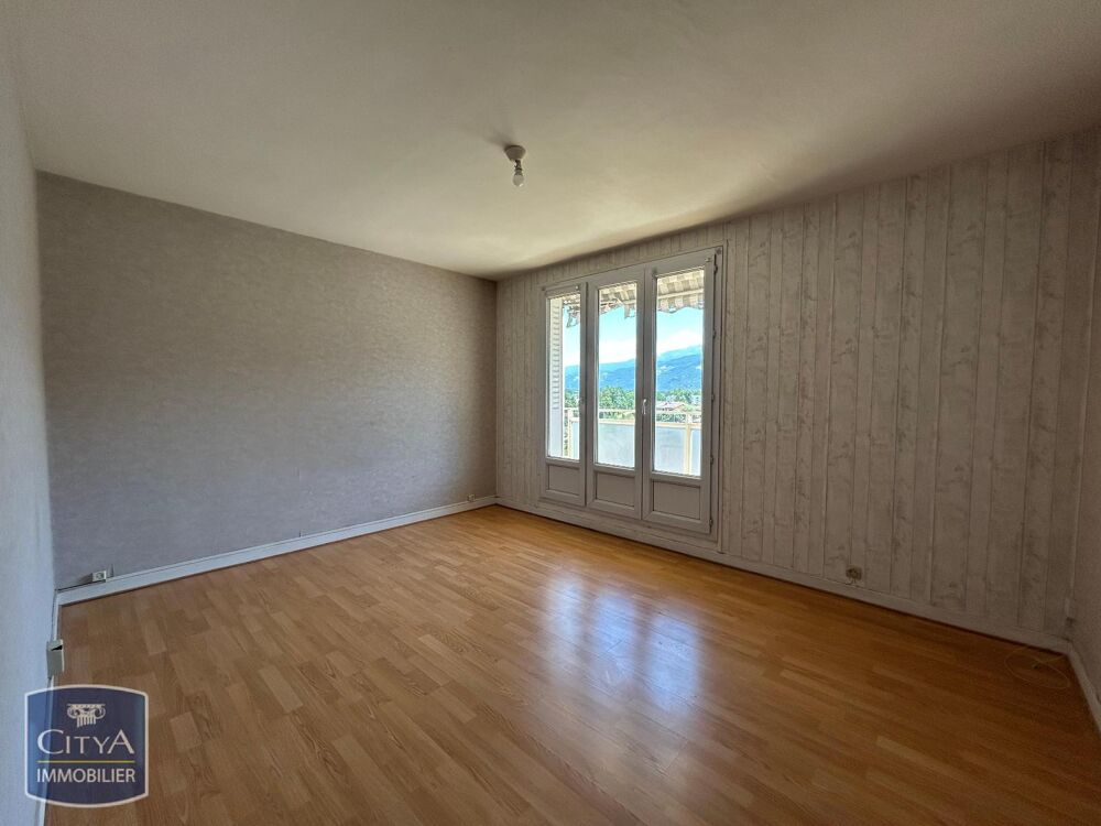 À LOUER : Appartement T3 à Saint Martin d'Hères, idéalem....