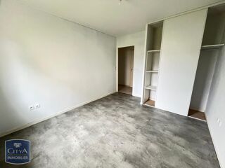  Appartement à louer 3 pièces 68 m²