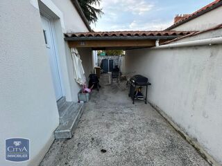 location Maison - 3 pièce(s) - 77 m² Cholet (49300)