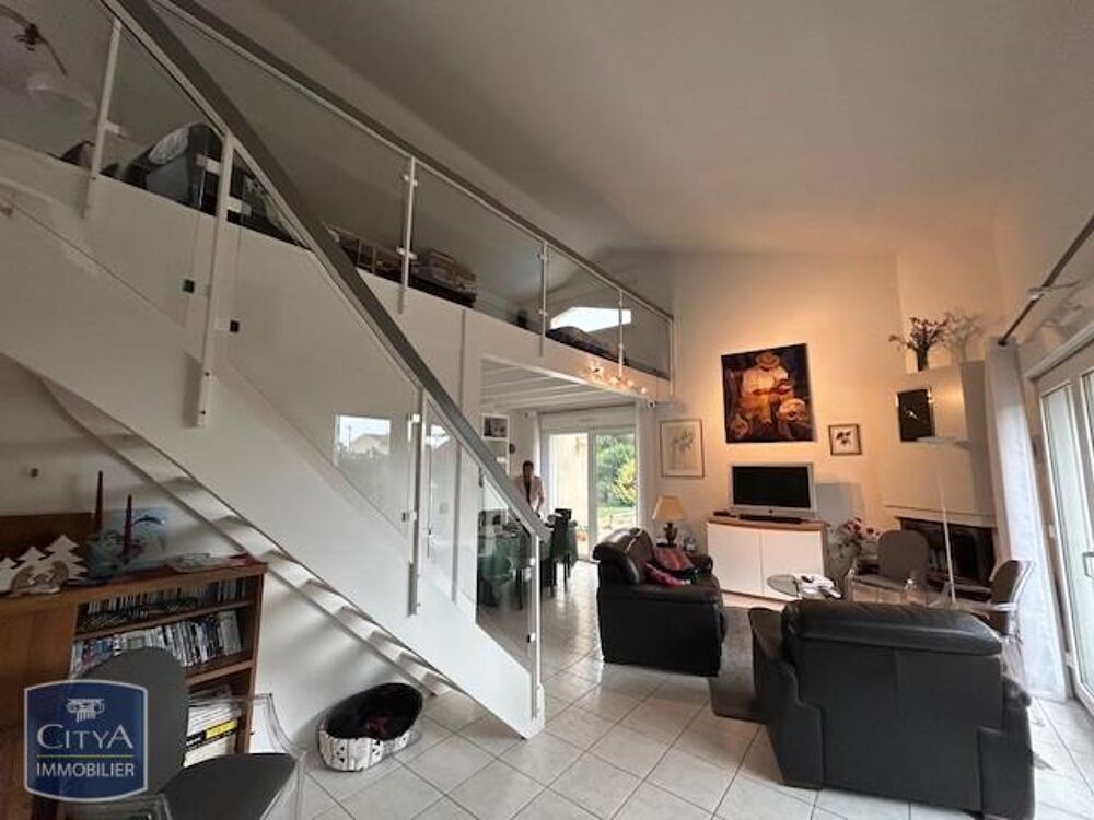 location Maison - 5 pièce(s) - 114 m² Vaux-sur-Mer (17640)