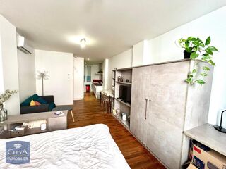  Appartement à louer 1 pièce 32 m²