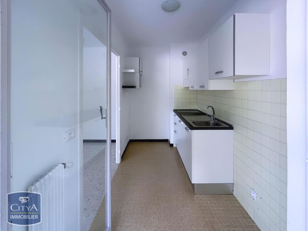 Vous êtes à la recherche d'un studio de 27.43 m² accueil....