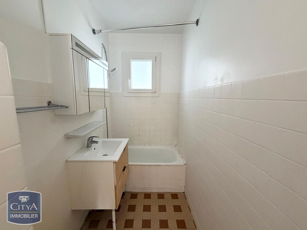 À LOUER : Appartement T3 situé à Grenoble. Avec une cave....