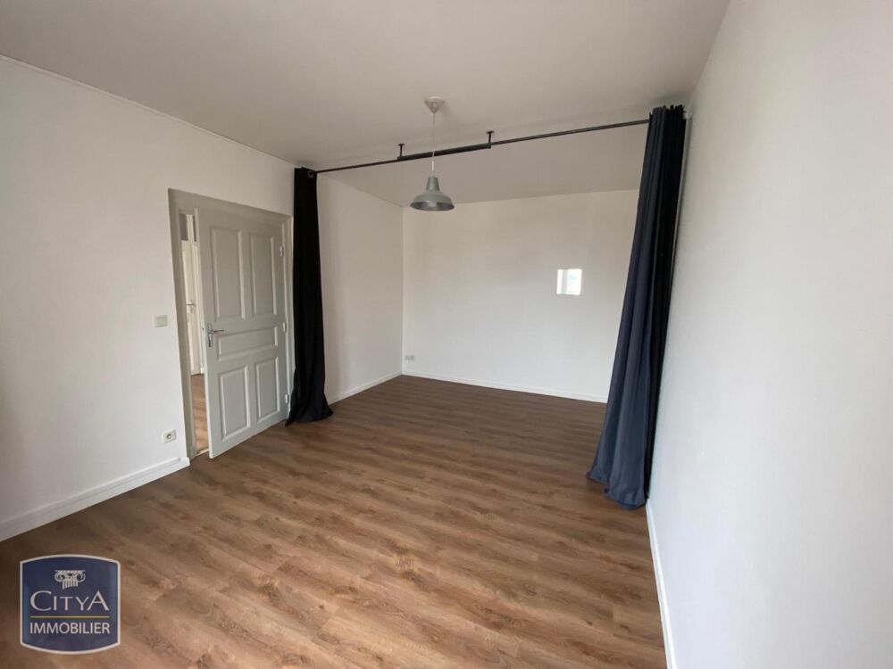 location Appartement - 2 pièce(s) - 37 m² Oyonnax (01100)