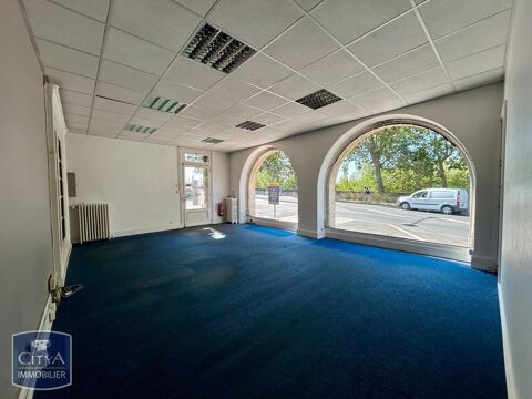 &Agrave; LOUER : Local professionnel situ&eacute; &agrave; Orl&eacute;ans, sur le... 1433 45000 Orleans