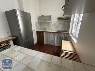  Appartement à louer 3 pièces 79 m²