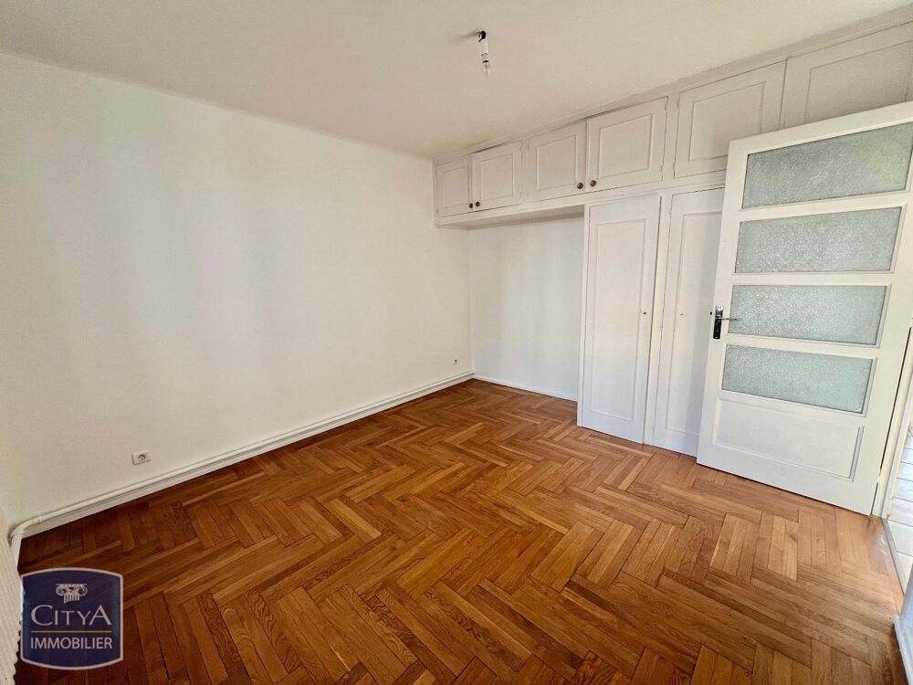 location Appartement - 3 pièce(s) - 61 m² Lyon 7