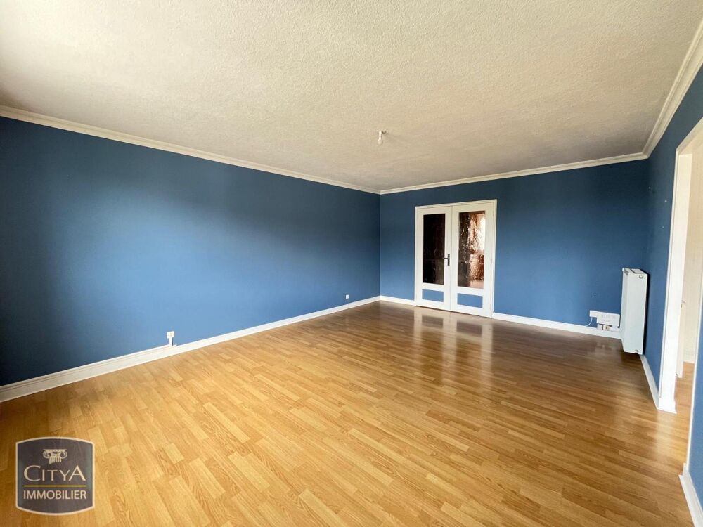 À LOUER : Découvrez cet appartement spacieux et lumineux....