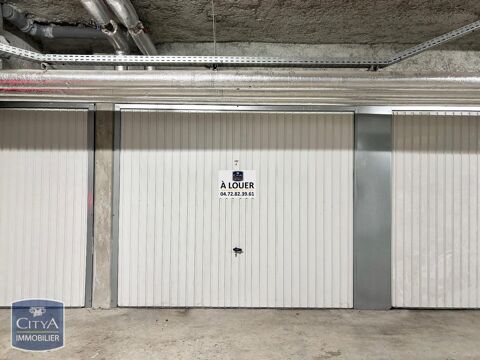  Parking / Garage  louer 