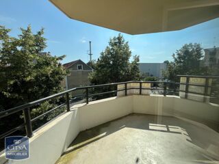  Appartement à louer 2 pièces 42 m²