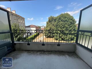  Appartement à louer 2 pièces 38 m²