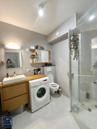  Appartement à louer 1 pièce 40 m²