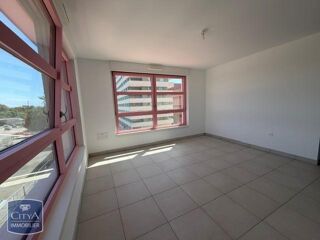  Appartement à louer 1 pièce 28 m²
