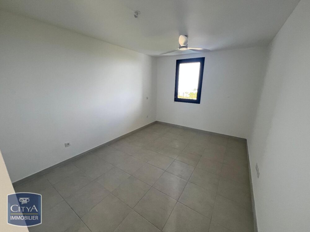 EXCLUSIVITE À LOUER : Appartement T3 situé au Tampon off....