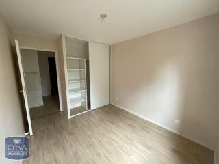  Appartement à louer 3 pièces 64 m²
