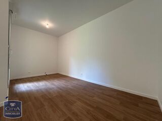 Appartement à louer 1 pièce 28 m²