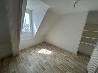  Appartement à louer 3 pièces 49 m²