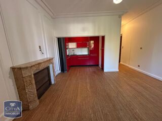  Appartement à louer 2 pièces 37 m²