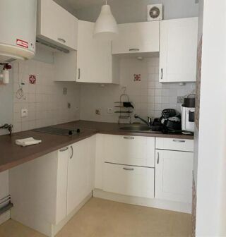  Appartement à louer 2 pièces 42 m²