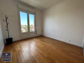  Appartement à louer 3 pièces 65 m²