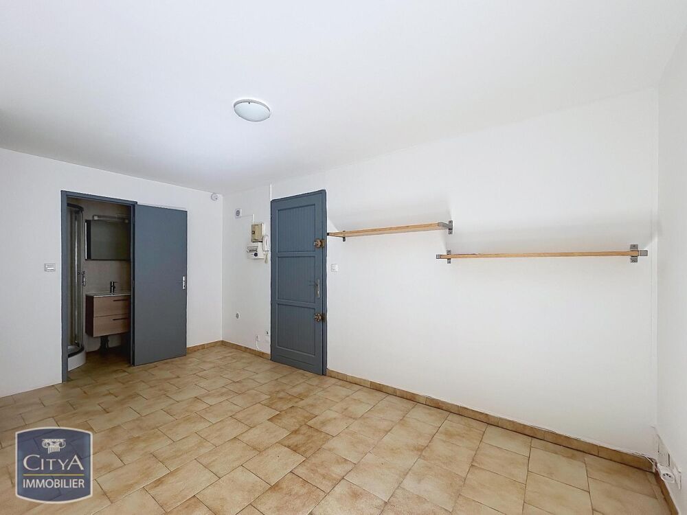 location Appartement - 1 pièce(s) - 28 m² Nimes (30900)