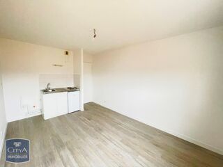  Appartement à louer 2 pièces 32 m²