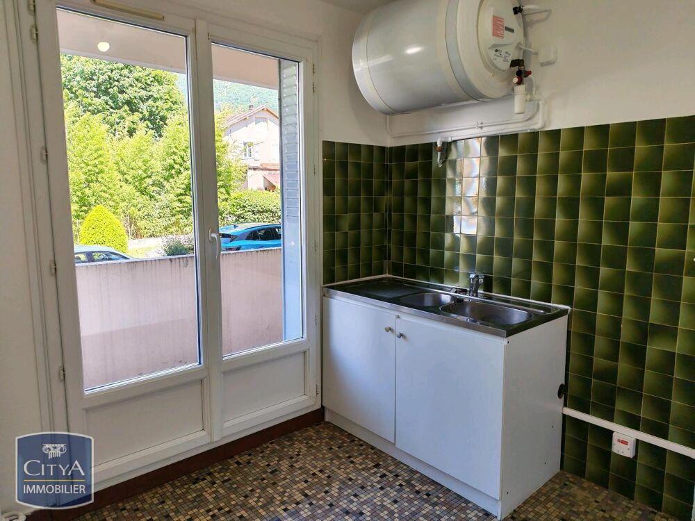 À LOUER : Appartement T3 rénové situé sur la commune de ....