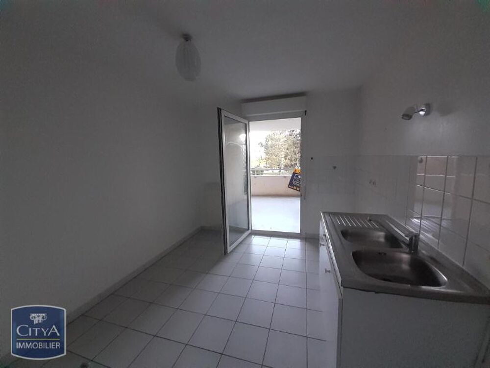 location Appartement - 3 pièce(s) - 70 m² Saint-Martin-d'Hères (38400)