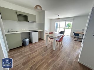  Appartement à louer 2 pièces 44 m²