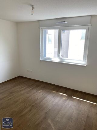  Appartement � louer 3 pi�ces 64 m�