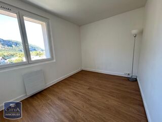  Appartement à louer 3 pièces 