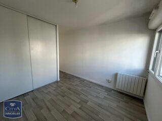  Appartement à louer 3 pièces 66 m²