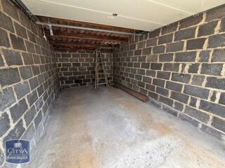  Parking / Garage � louer 