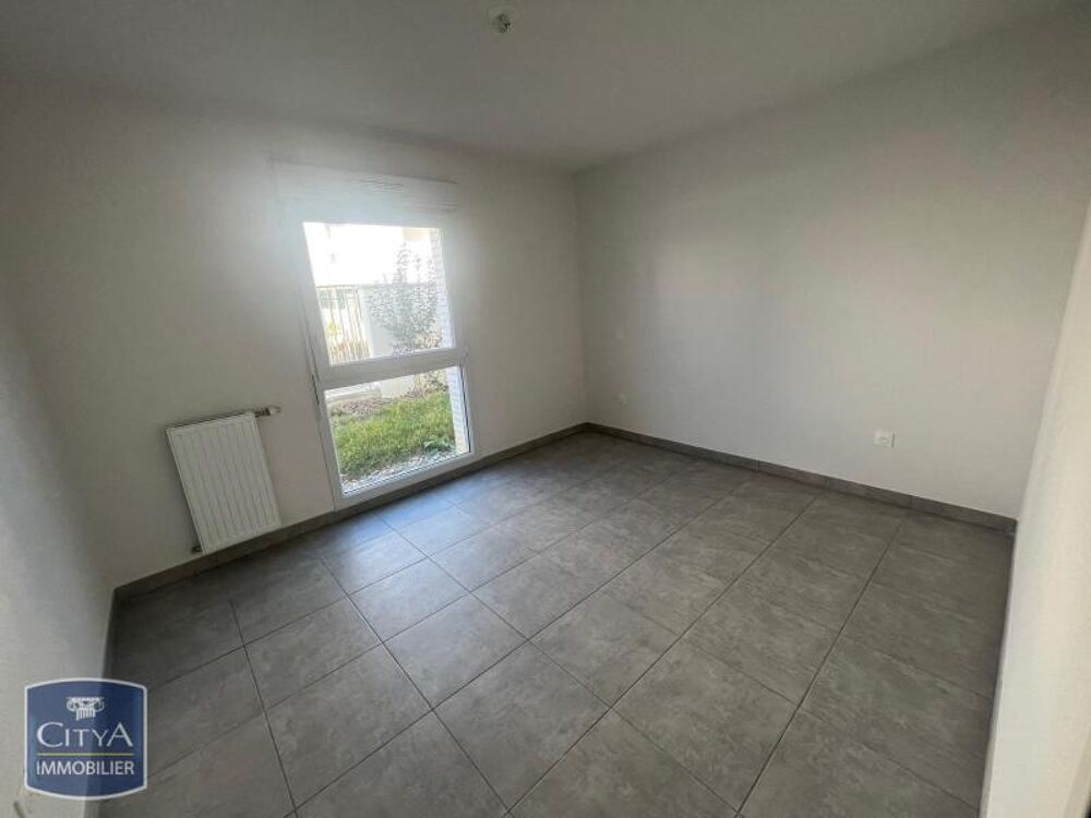 location Appartement - 4 pièce(s) - 81 m² Seilh (31840)