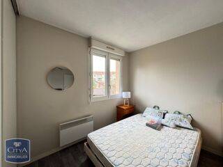  Appartement à louer 1 pièce 33 m²