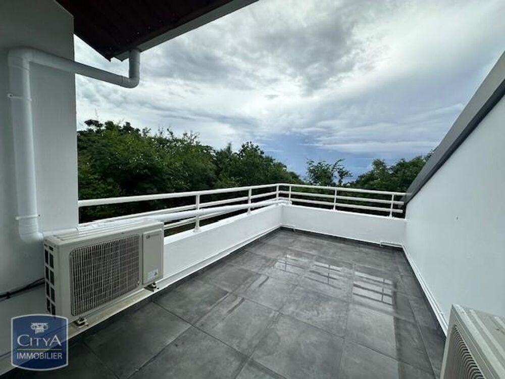 location Appartement - 3 pièce(s) - 72 m² Saint-Paul (97460)